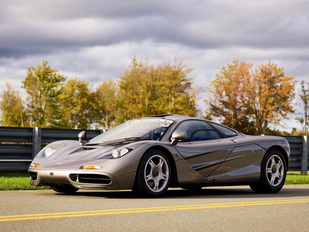 Mclaren F1 Wallpaper Silver