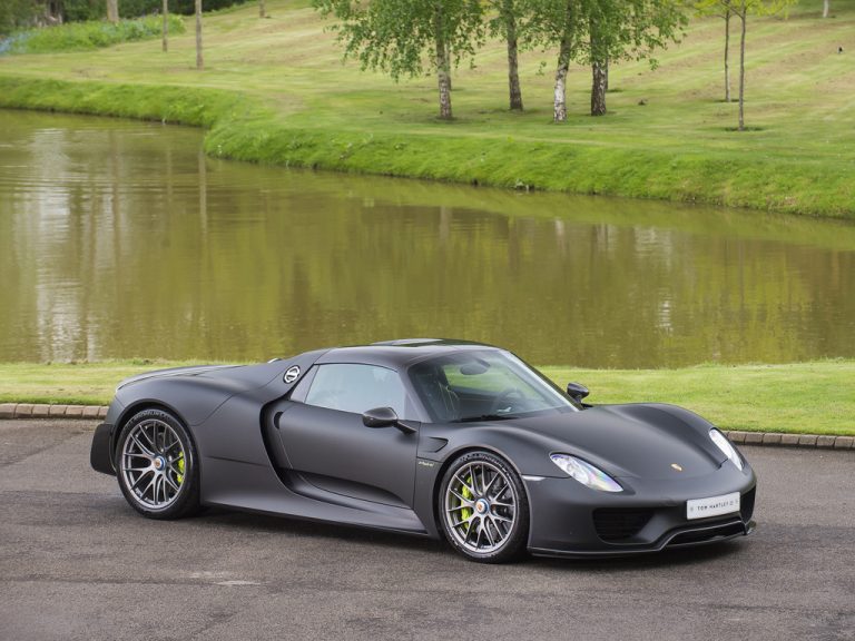 PORSCHE 918 Spyder - 800775 - Tom Hartley Jnr