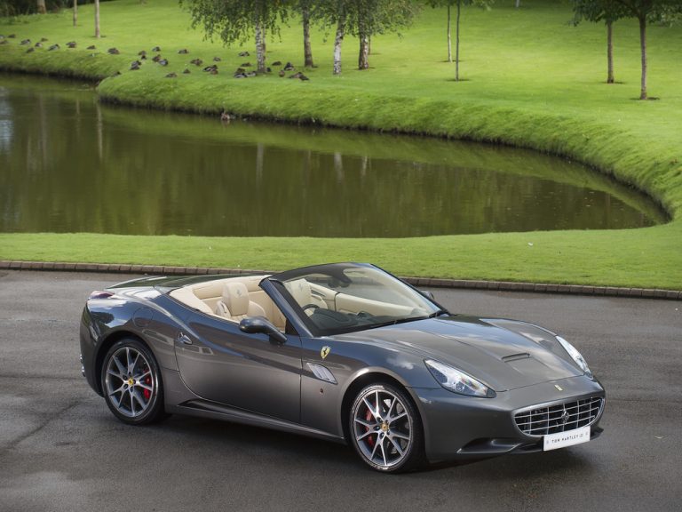 Ferrari California カタログ FERRARI California - 187840 - Tom Hartley Jnr