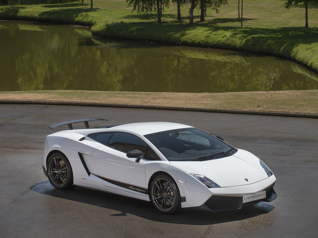 Lamborghini GALLARDO LP570-4 SUPERLEGGERA - SóCarrão