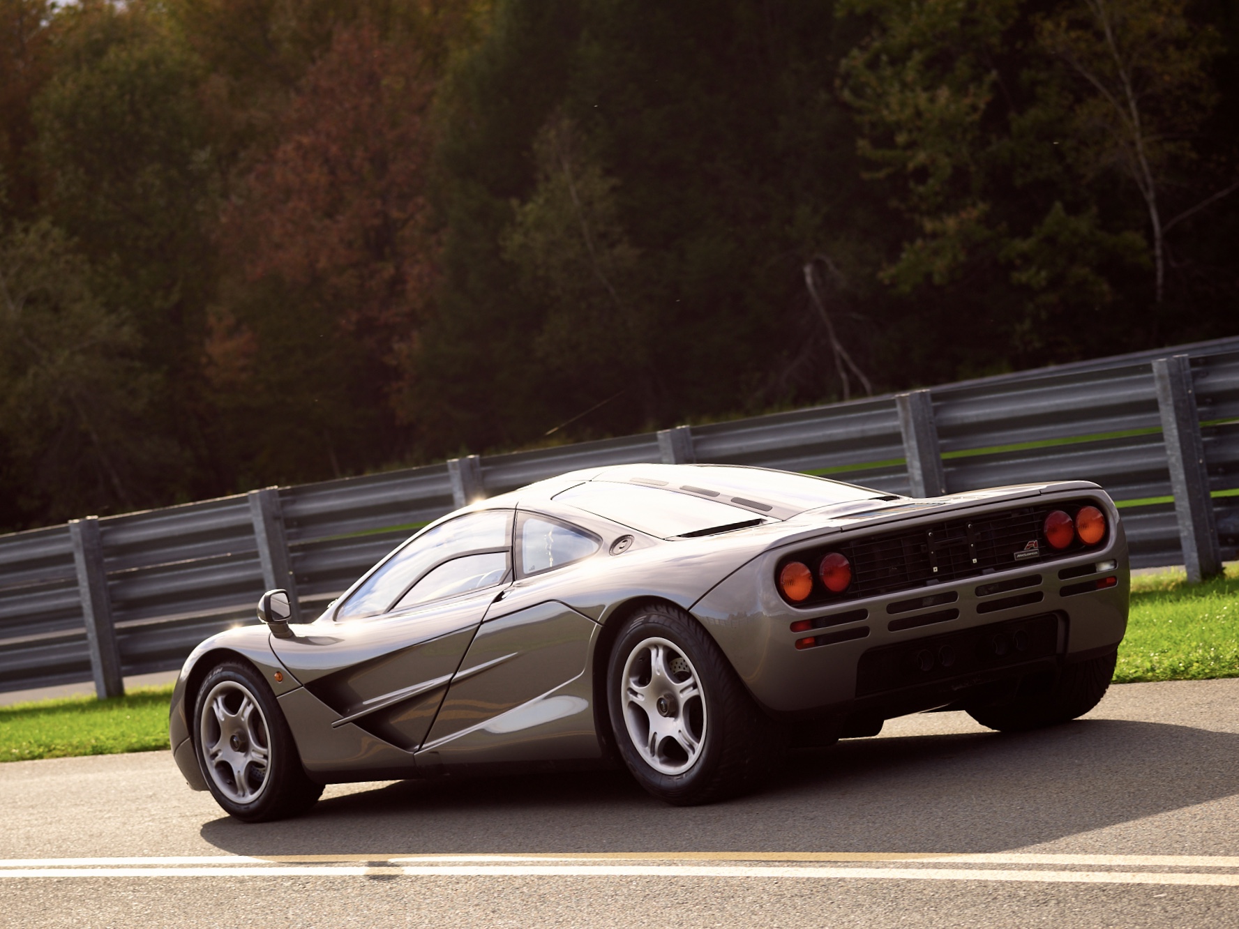 MCLAREN F1 - 048045 - Tom Hartley Jnr