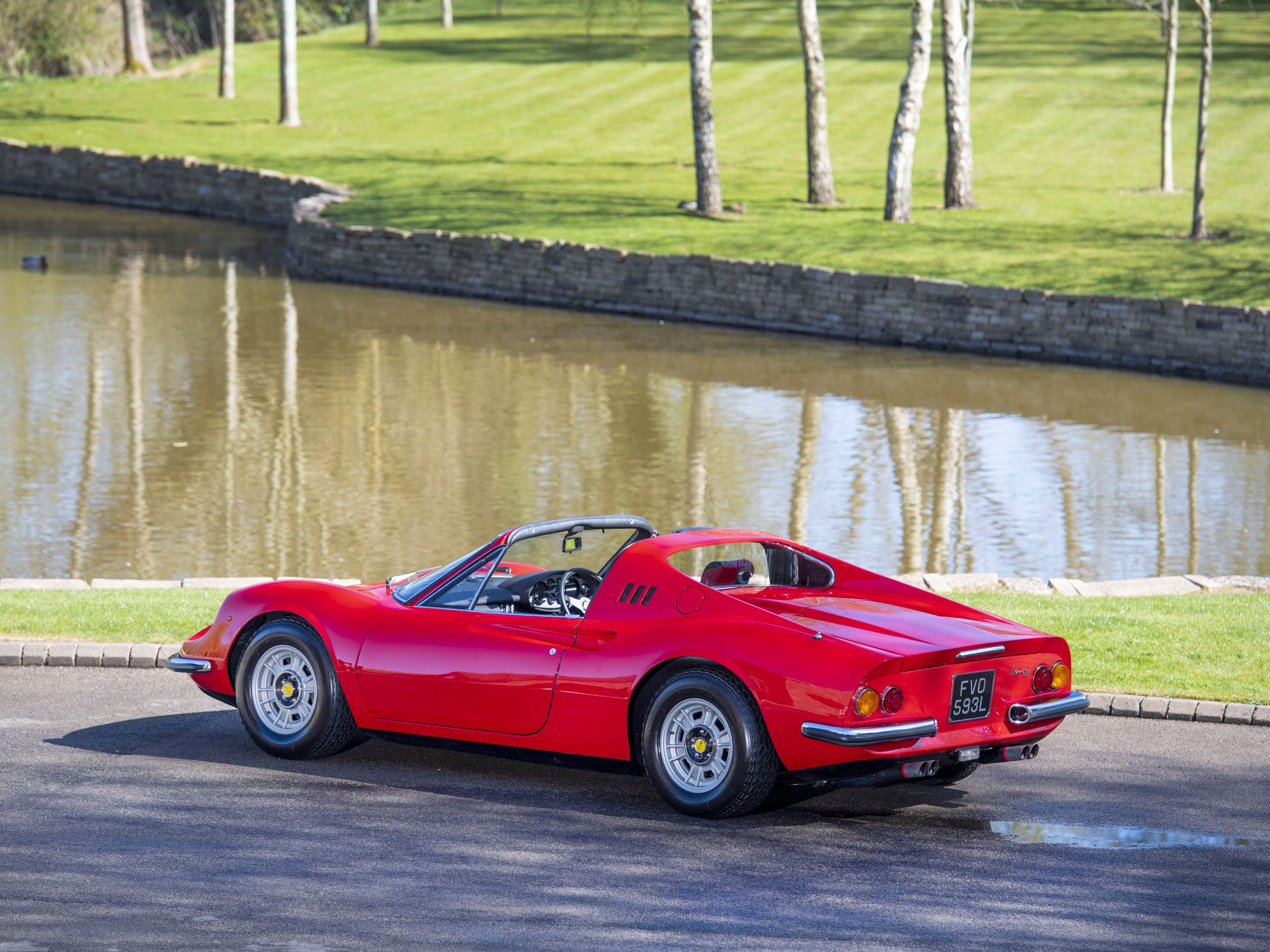 FERRARI DINO 246 GTS - 07374 - Tom Hartley Jnr