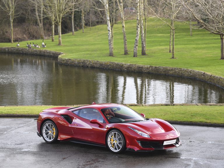 Ferrari 488 Pista ショルダーバッグ 2021 Ferrari 70th Anniversary Complete 4-Piece Schedoni Leather