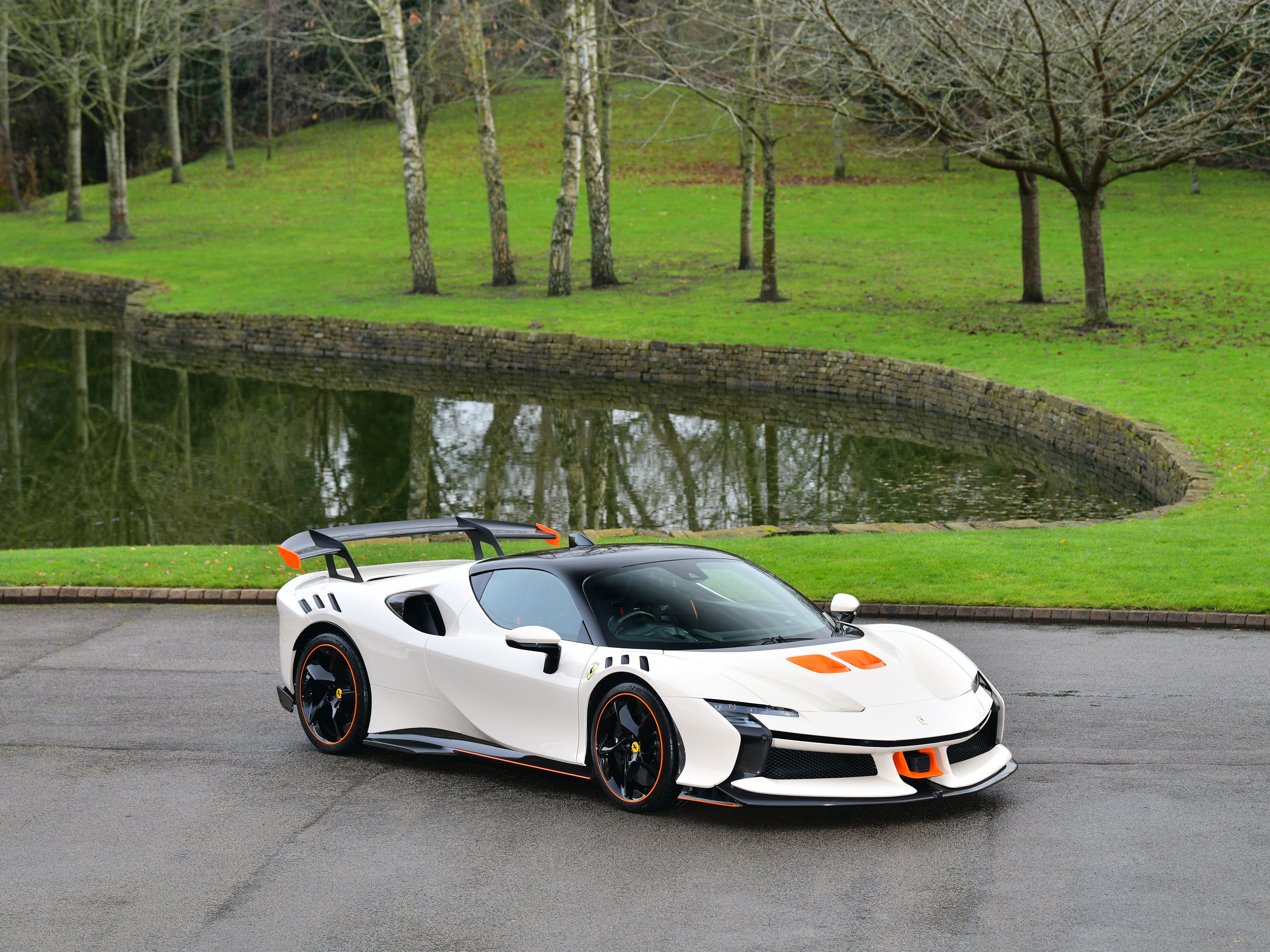 FERRARI SF90XX Stradale - 319624 - Tom Hartley Jnr