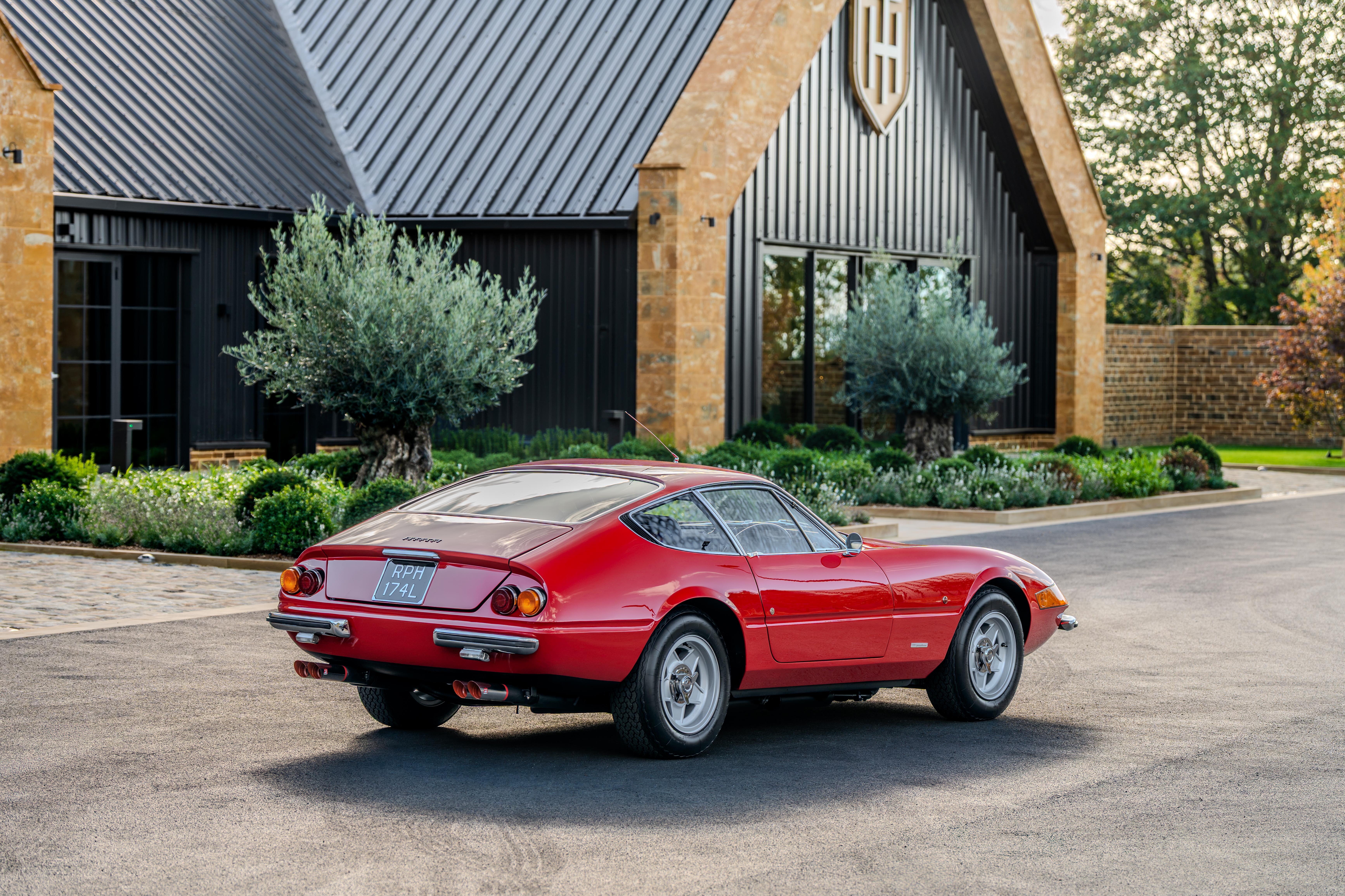 FERRARI 365 GTB/4 DAYTONA - 16581 - Tom Hartley Jnr